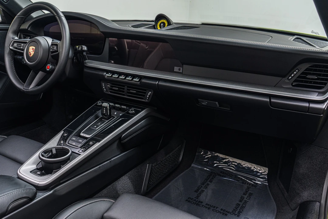 2025 Porsche 992 Carrera - Image 14 of 21