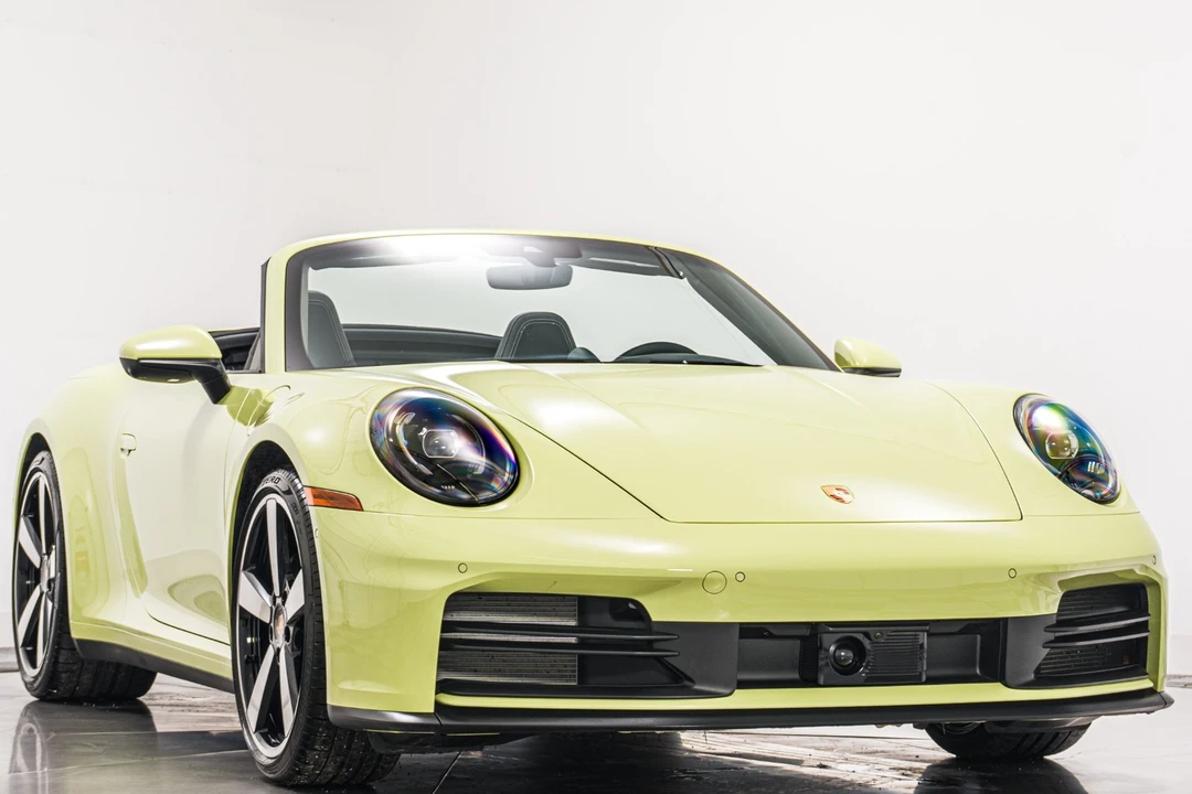 2025 Porsche 992 Carrera - Image 3 of 12