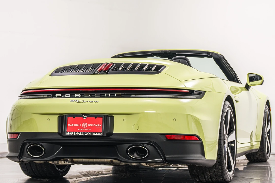 2025 Porsche 992 Carrera - Image 9 of 12