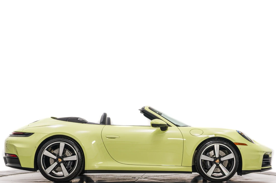 2025 Porsche 992 Carrera - Image 2 of 12