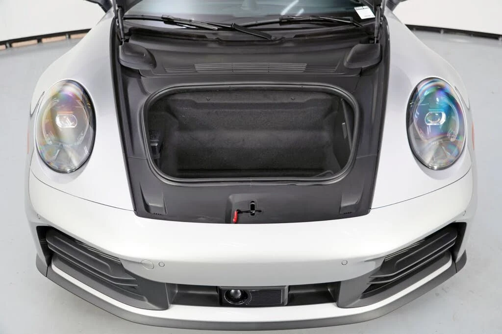 2025 Porsche 992 Carrera - Image 8 of 31