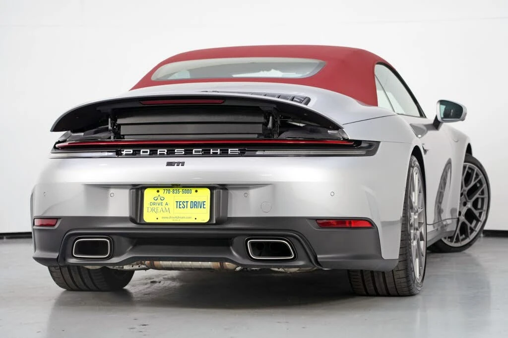 2025 Porsche 992 Carrera - Image 5 of 31