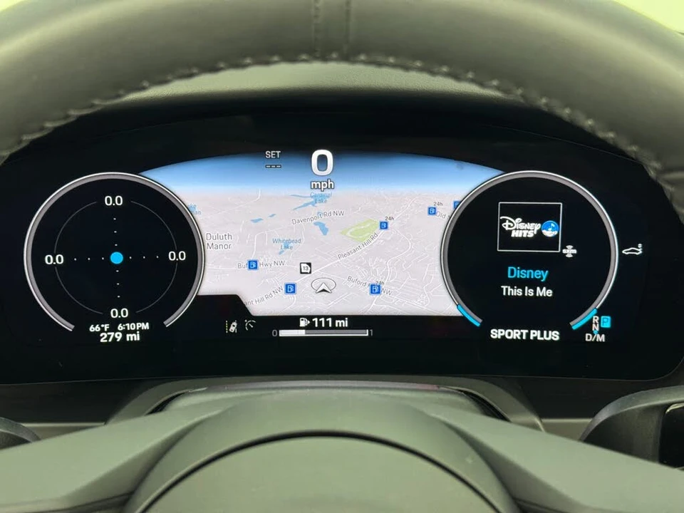 2025 Porsche 992 Carrera - Image 18 of 31