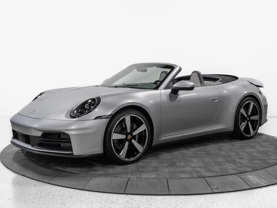 2025 Porsche 992 Carrera - Image 3 of 31