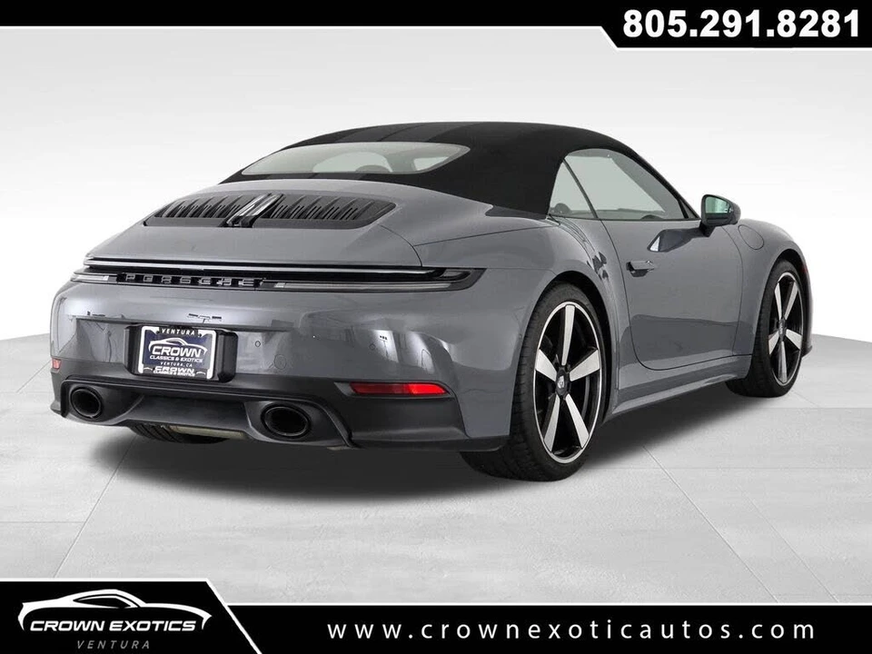 2025 Porsche 992 Carrera - Image 14 of 31