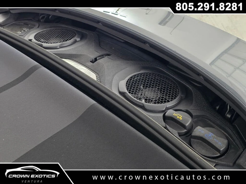 2025 Porsche 992 Carrera - Image 20 of 31
