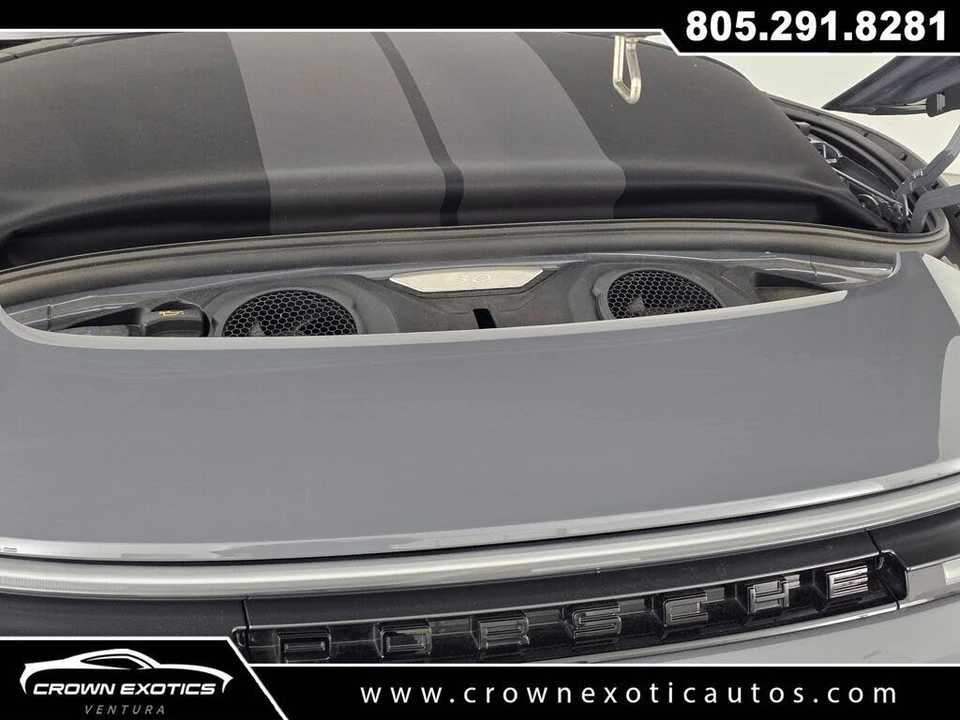 2025 Porsche 992 Carrera - Image 21 of 31