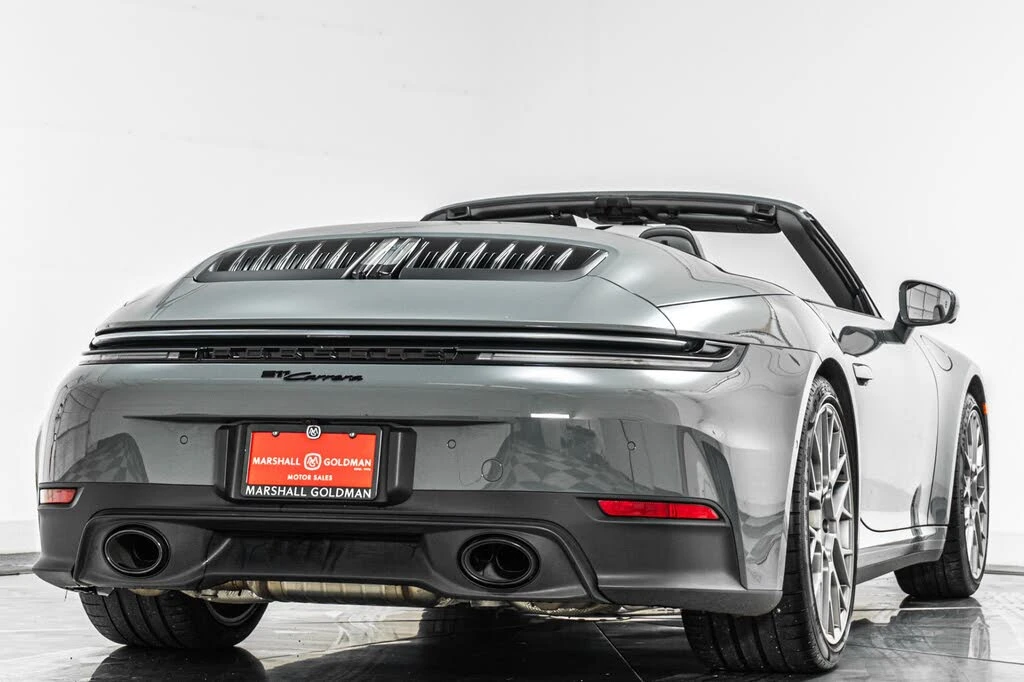 2025 Porsche 992 Carrera - Image 9 of 31