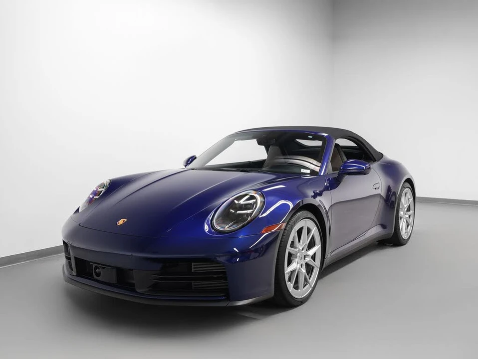 2025 Porsche 992 Carrera - Image 8 of 31