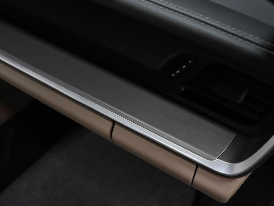 2025 Porsche 992 Carrera - Image 31 of 31