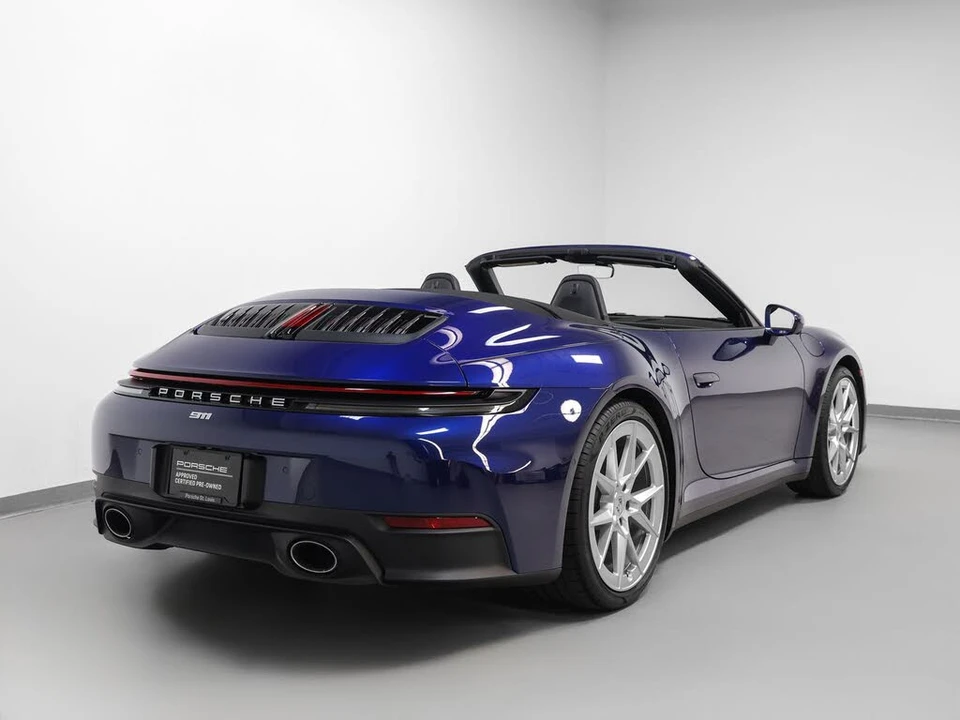 2025 Porsche 992 Carrera - Image 14 of 31