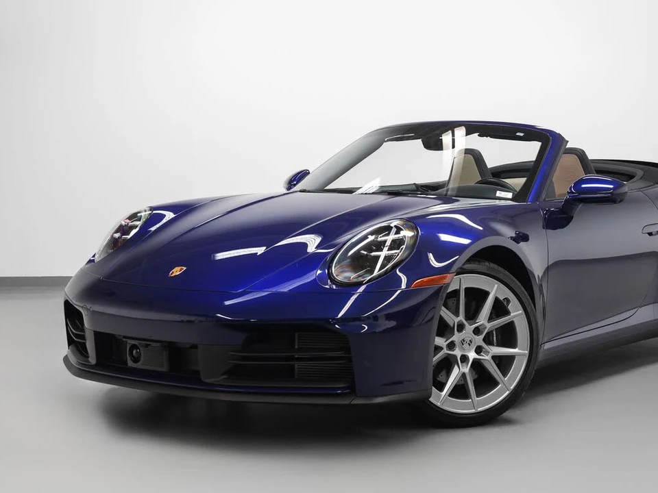 2025 Porsche 992 Carrera - Image 7 of 31