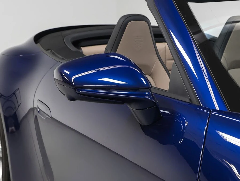 2025 Porsche 992 Carrera - Image 16 of 31