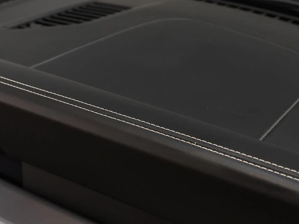 2025 Porsche 992 Carrera - Image 30 of 31
