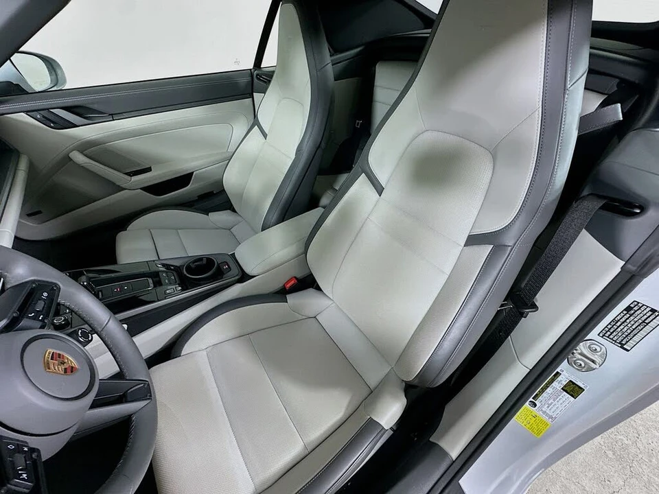 2025 Porsche 992 Carrera - Image 31 of 31