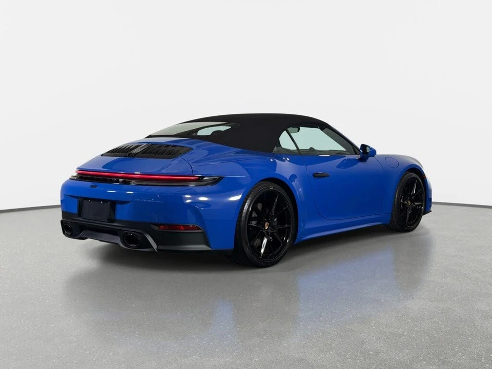 2025 Porsche 992 Carrera - Image 3 of 31