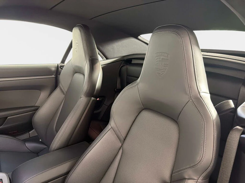 2025 Porsche 992 Carrera - Image 31 of 31