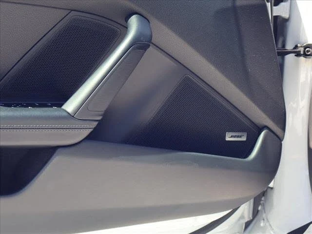 2025 Porsche 992 Carrera - Image 14 of 28