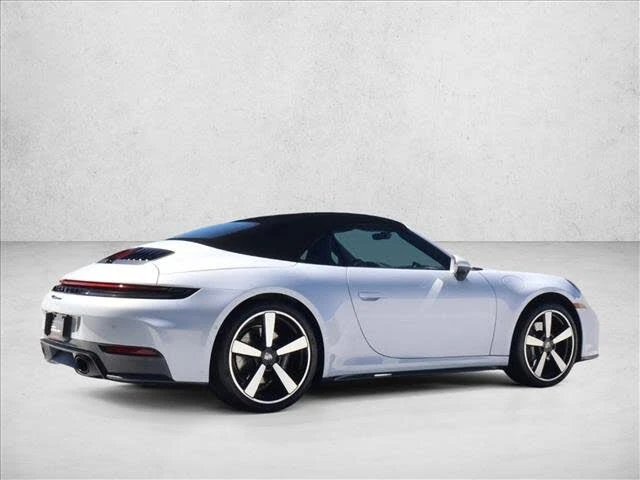 2025 Porsche 992 Carrera - Image 9 of 28
