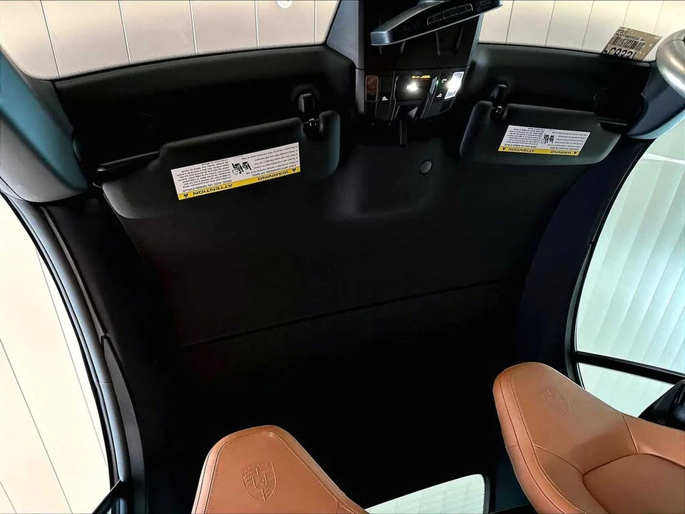 2025 Porsche 992 Carrera - Image 23 of 31