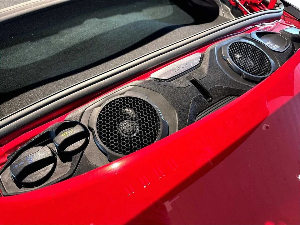 2025 Porsche 992 Carrera - Image 22 of 31