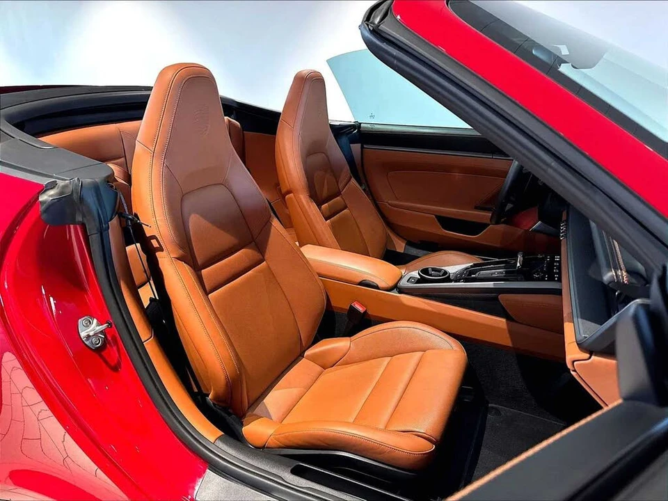 2025 Porsche 992 Carrera - Image 20 of 31