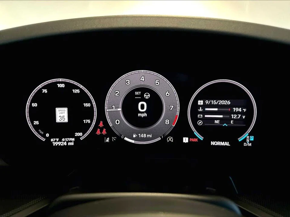 2025 Porsche 992 Carrera - Image 19 of 31