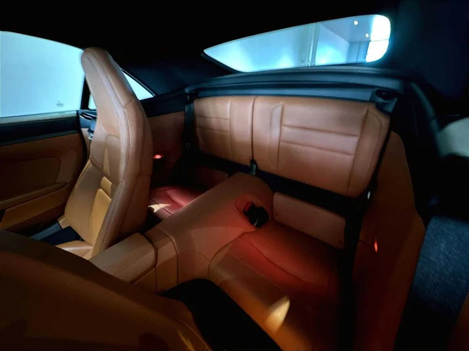 2025 Porsche 992 Carrera - Image 28 of 31