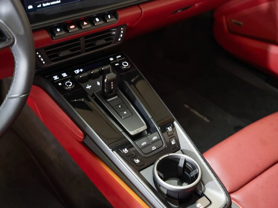 2025 Porsche 992 Carrera - Image 19 of 21