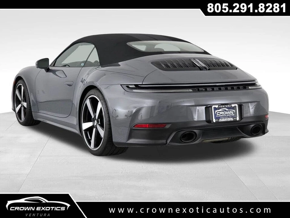 2025 Porsche 992 Carrera - Image 10 of 31