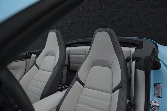 2025 Porsche 992 Carrera - Image 5 of 31