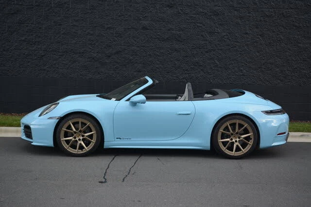 2025 Porsche 992 Carrera - Image 2 of 31