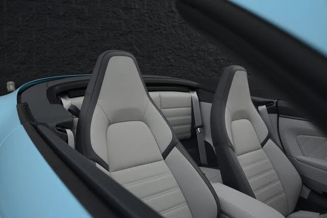 2025 Porsche 992 Carrera - Image 30 of 31