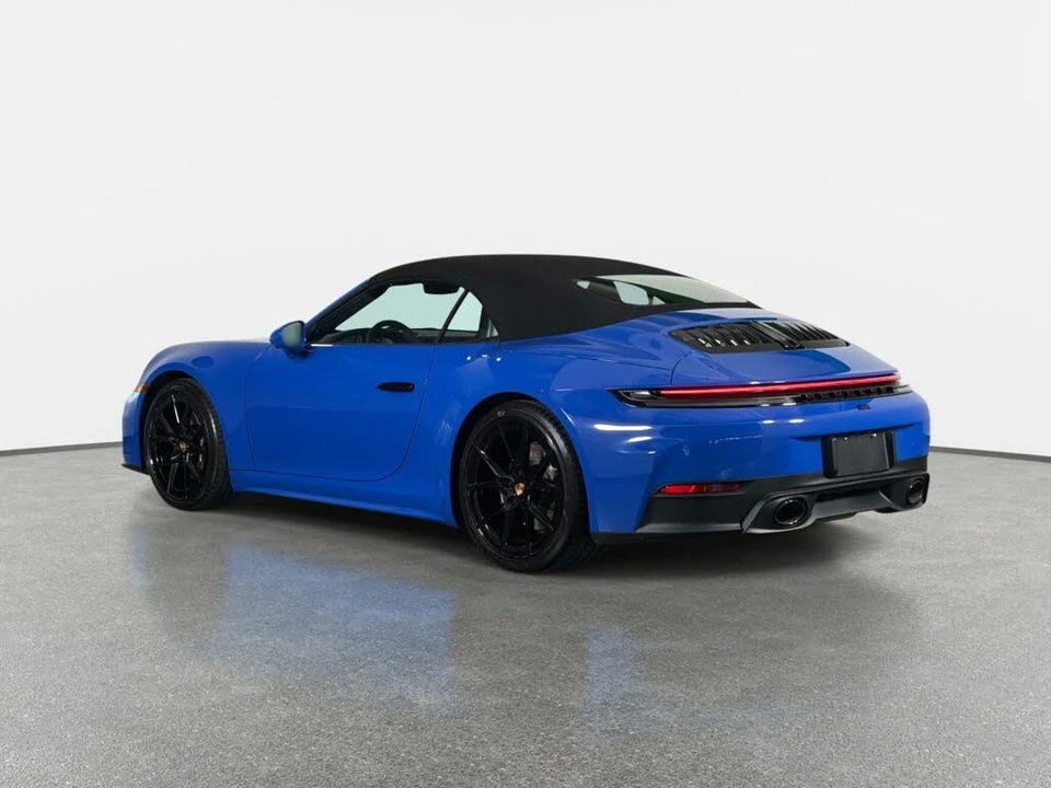2025 Porsche 992 Carrera - Image 5 of 31