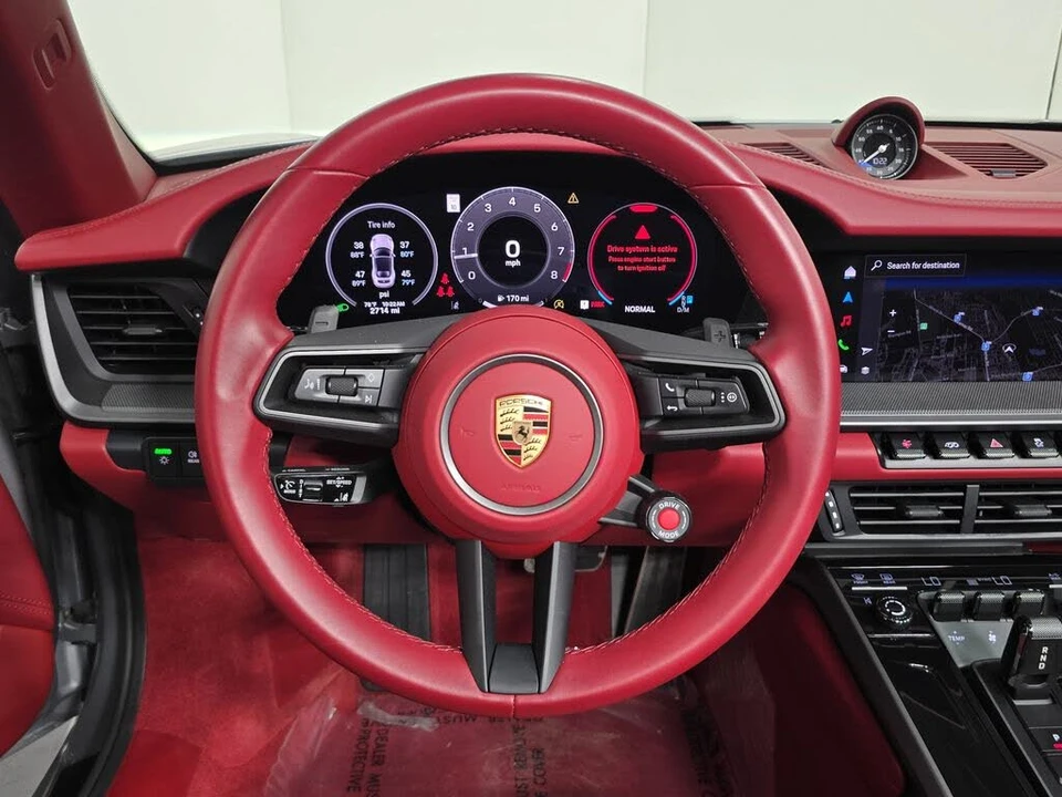2025 Porsche 992 Carrera - Image 14 of 31