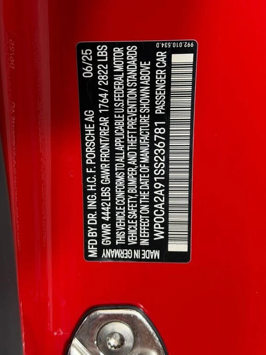 2025 Porsche 992 Carrera - Image 25 of 29