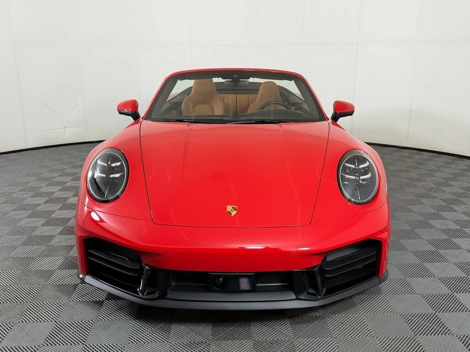 2025 Porsche 992 Carrera - Image 6 of 29
