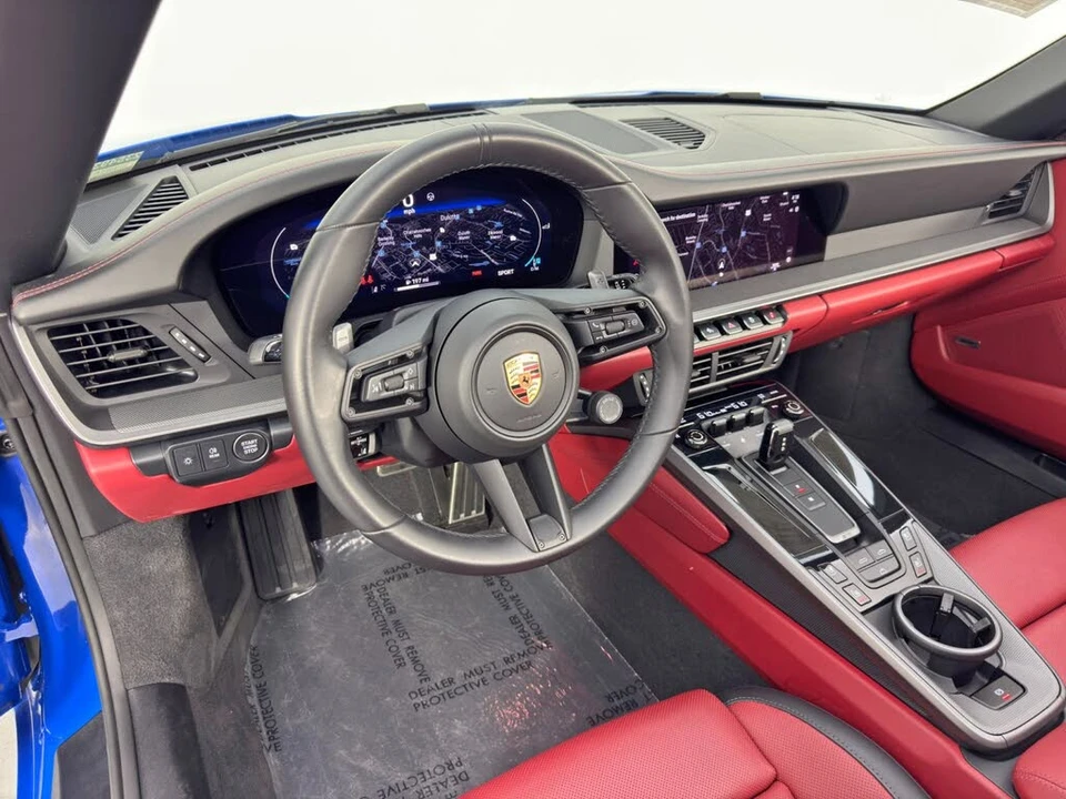 2025 Porsche 992 Carrera - Image 12 of 31
