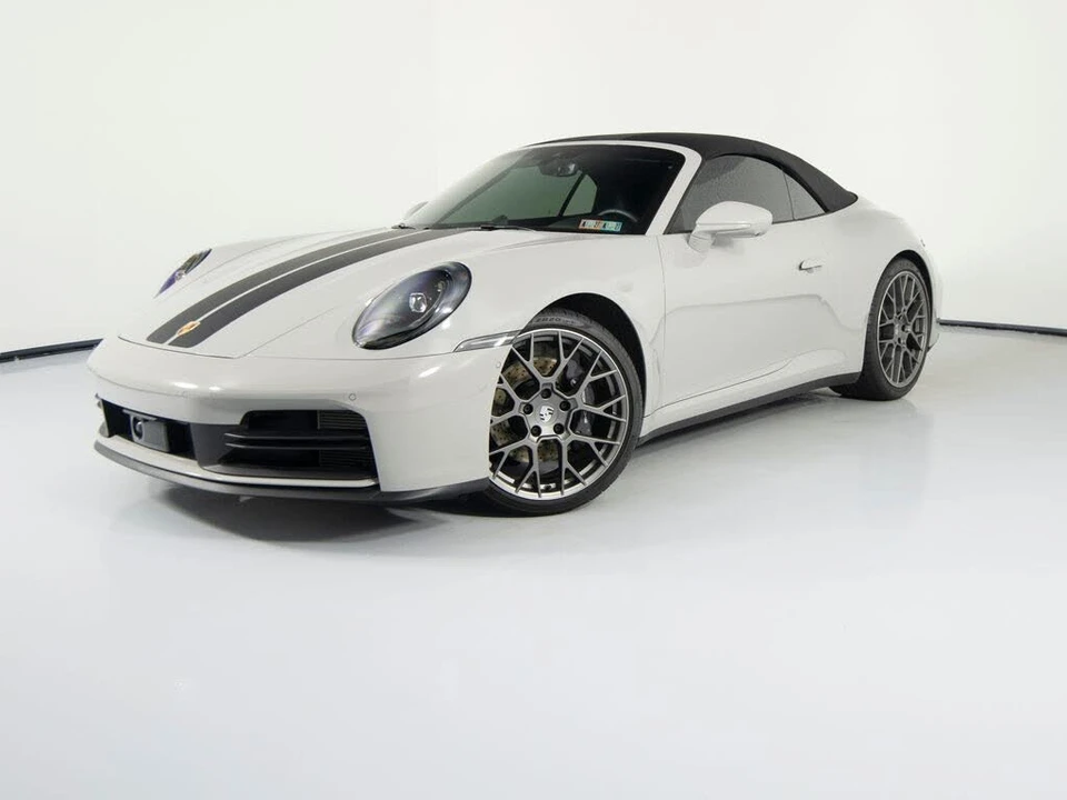 2025 Porsche 992 Carrera - Image 6 of 31