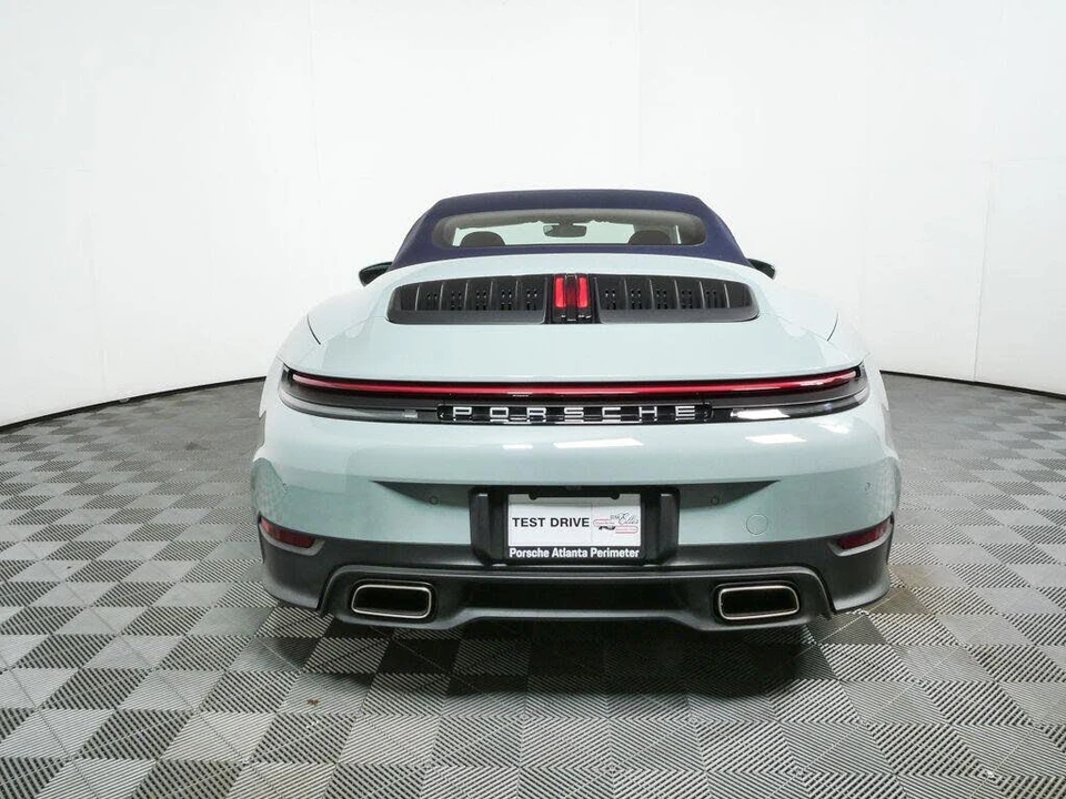 2025 Porsche 992 Carrera - Image 31 of 31