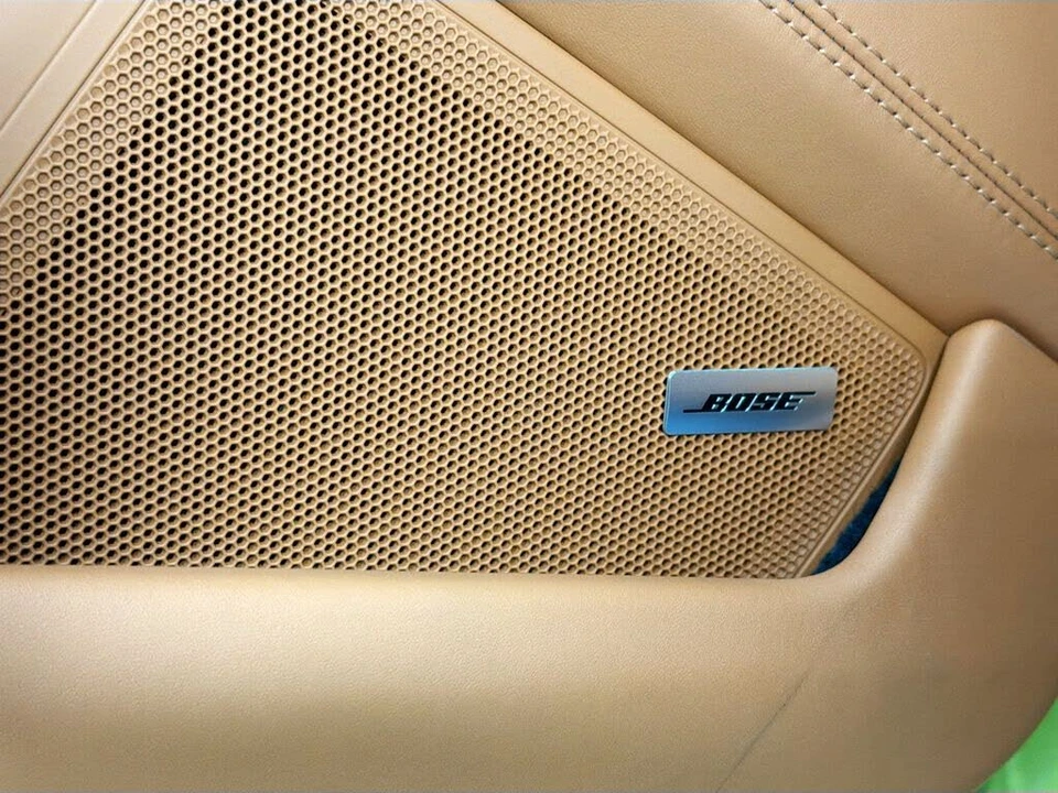 2025 Porsche 992 Carrera - Image 19 of 30