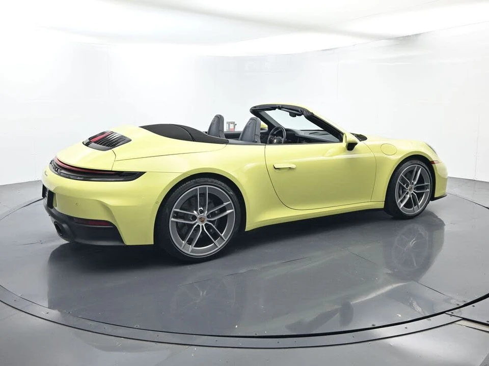 2025 Porsche 992 Carrera - Image 2 of 31