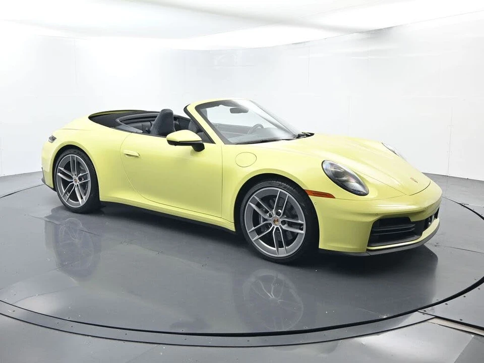 2025 Porsche 992 Carrera - Image 3 of 31