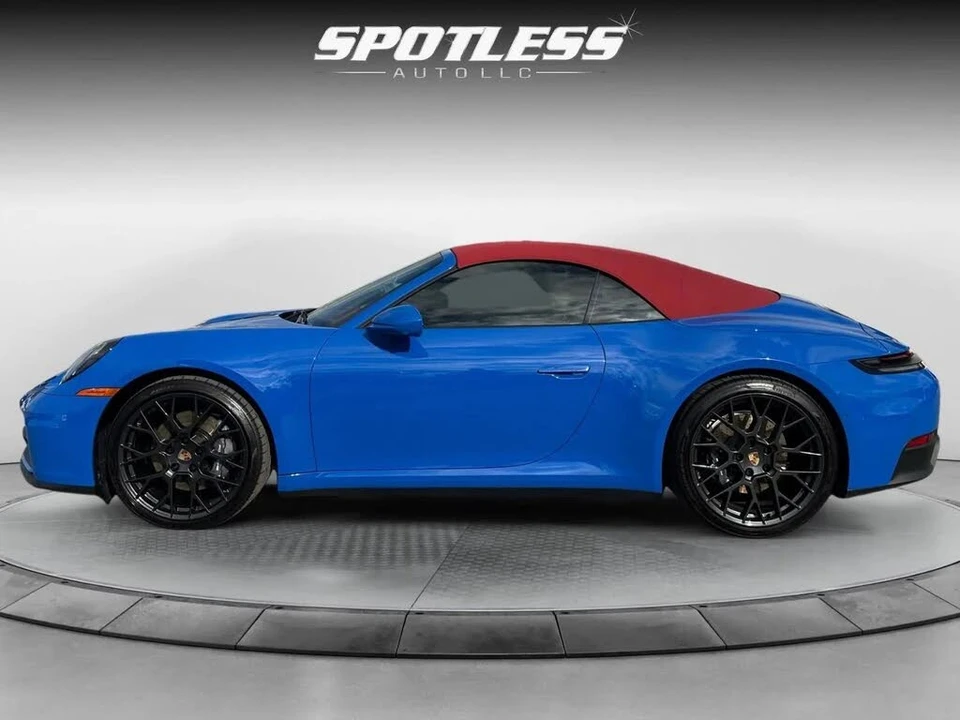 2025 Porsche 992 Carrera - Image 5 of 31