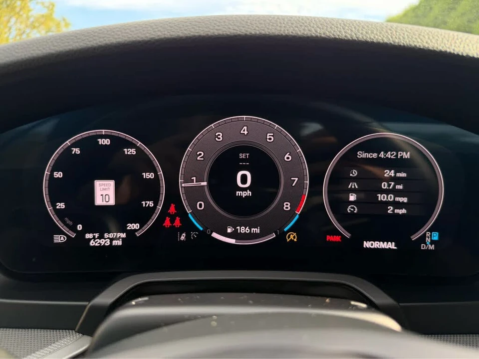 2025 Porsche 992 Carrera - Image 28 of 31