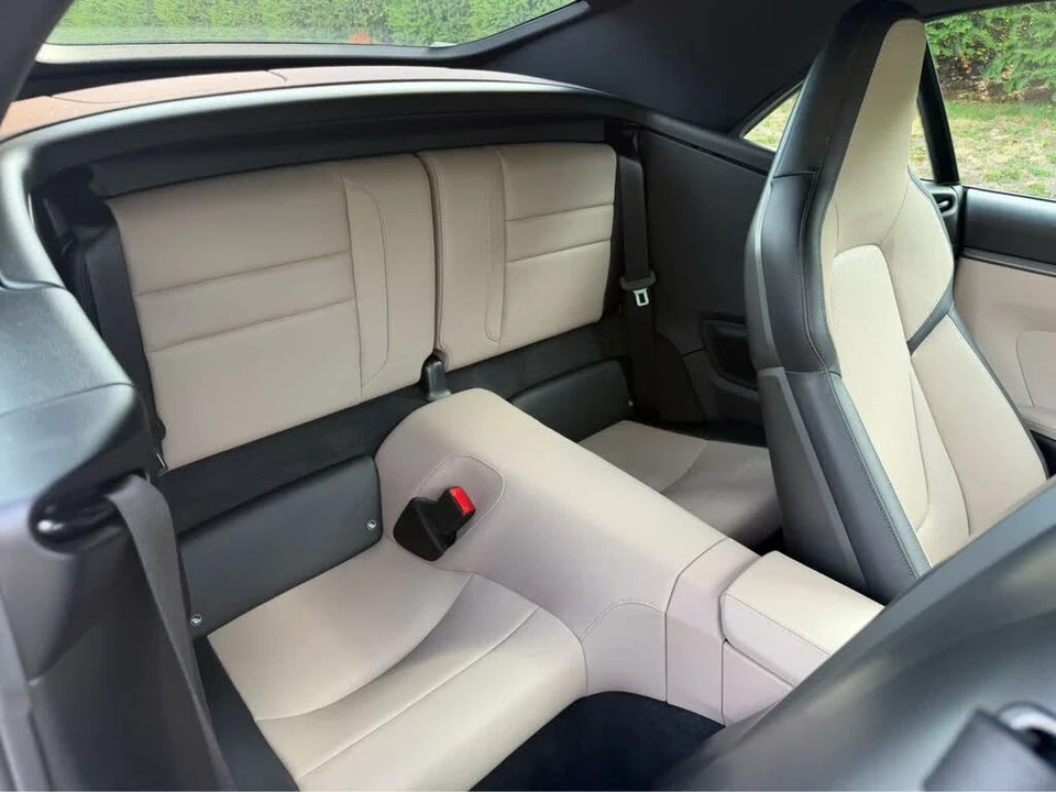 2025 Porsche 992 Carrera - Image 26 of 31