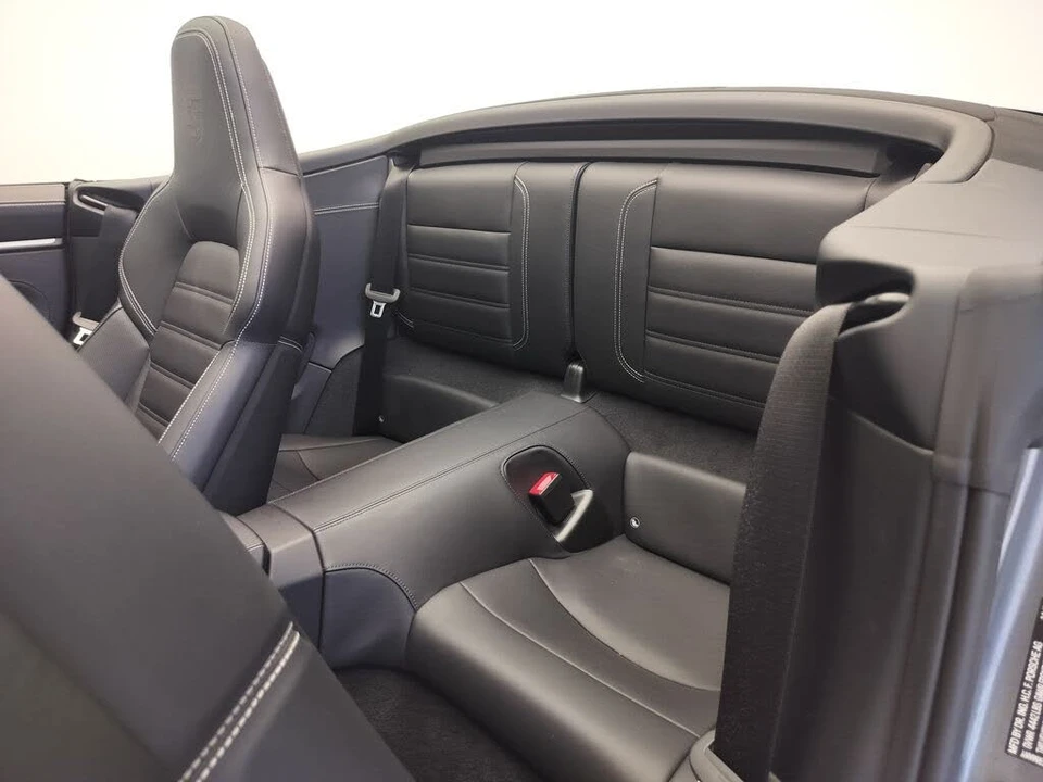 2025 Porsche 992 Carrera - Image 14 of 26