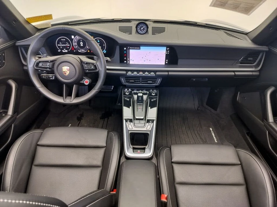 2025 Porsche 992 Carrera - Image 7 of 26