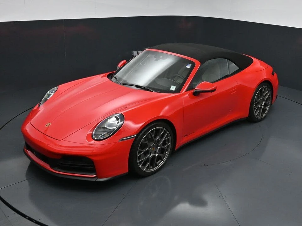 2025 Porsche 992 Carrera - Image 14 of 31