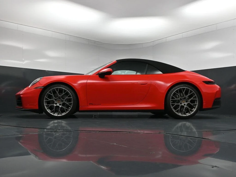 2025 Porsche 992 Carrera - Image 23 of 31